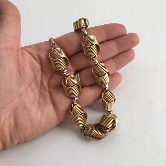 Vintage Chunky Gold Chain Necklace Love Knot Woven 60’s Retro Statement 16” Long - Picture 4 of 6